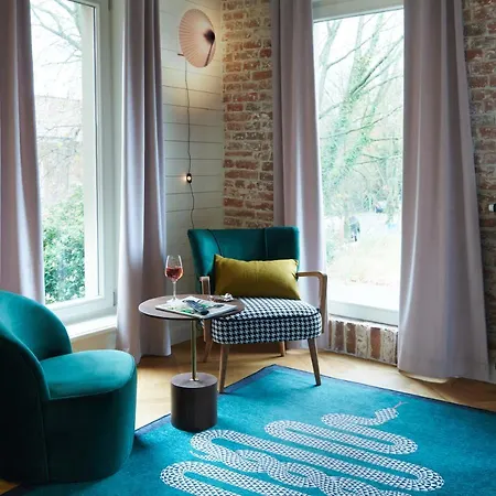 Five فندق مبيت وإفطار