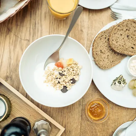 فندق مبيت وإفطار Five