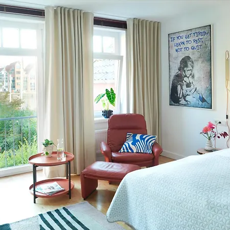 Five فندق مبيت وإفطار 4*