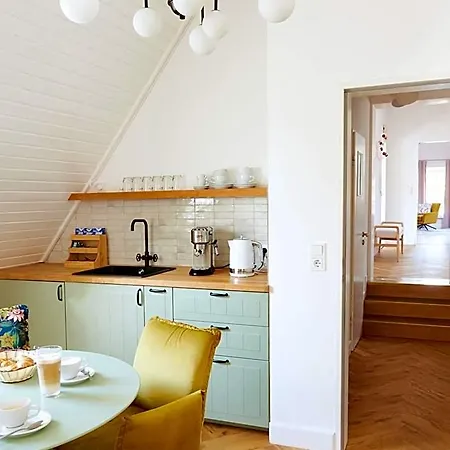 Five Bed & Breakfast