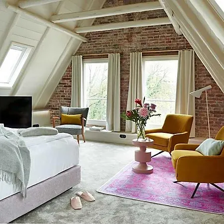 Bed & Breakfast Five 4*