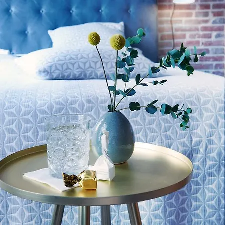 Five Bed & Breakfast 4*